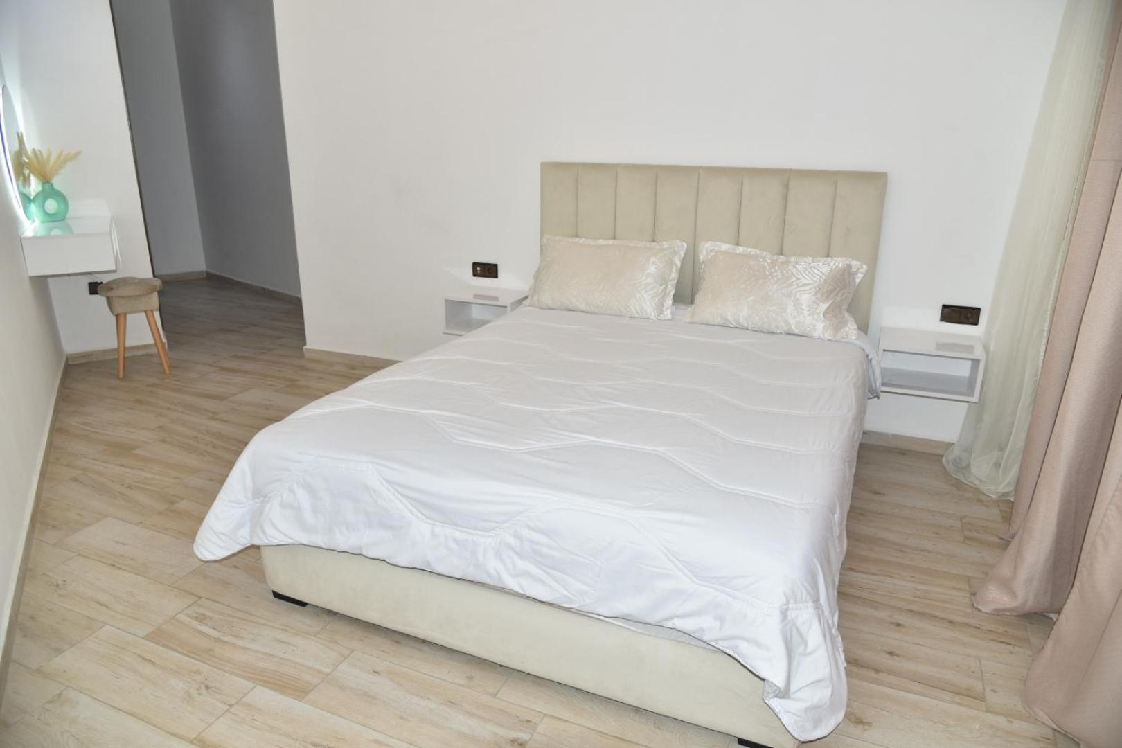 Bright 3-Br In Heart Of Kenitra-Perfect Summer Stay With Parking! 외부 사진