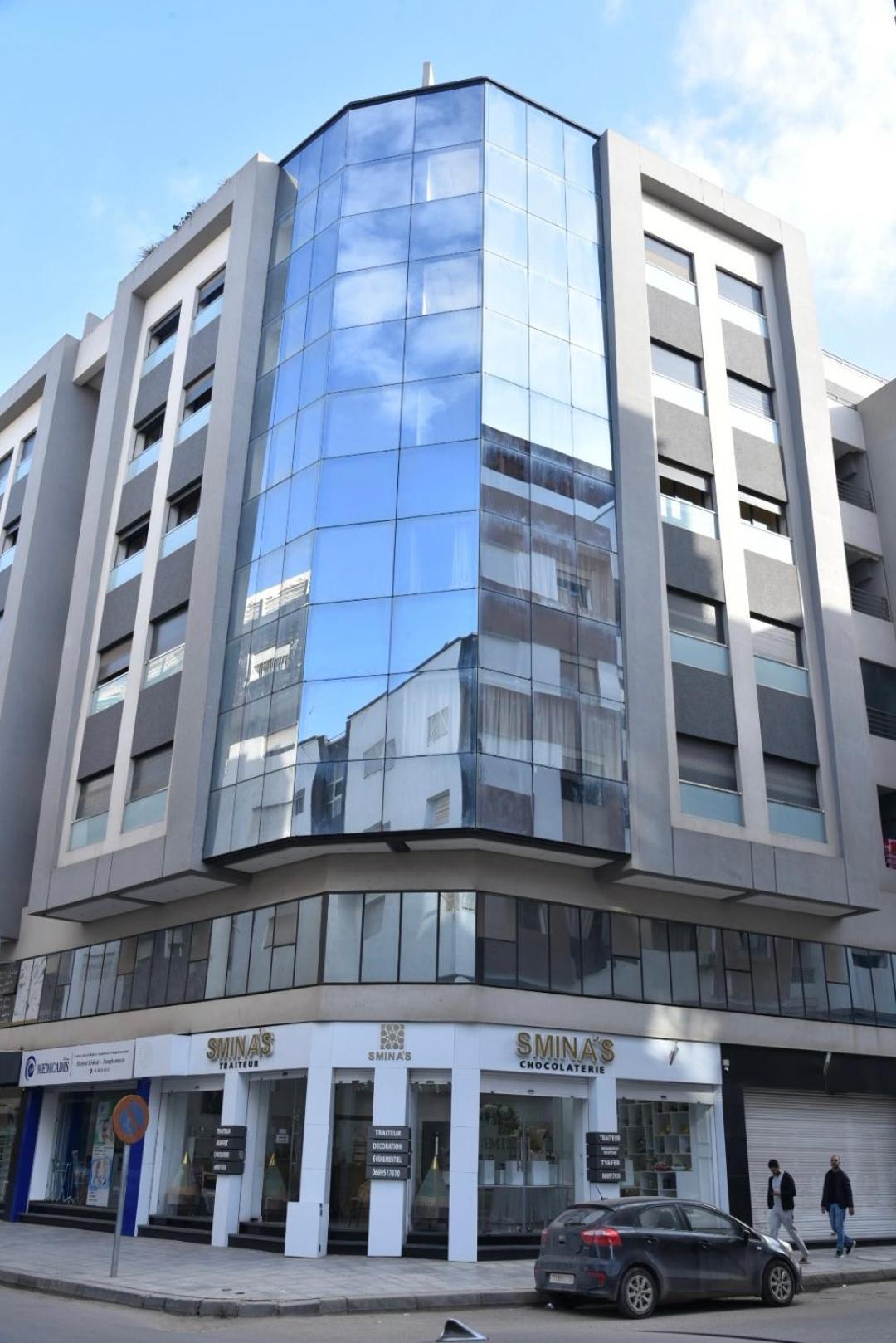 Bright 3-Br In Heart Of Kenitra-Perfect Summer Stay With Parking! 외부 사진